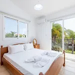 וילה Thekla Oasis *
