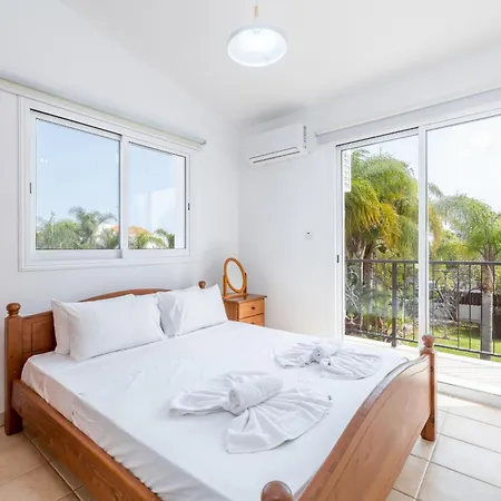 فيلة Thekla Oasis *