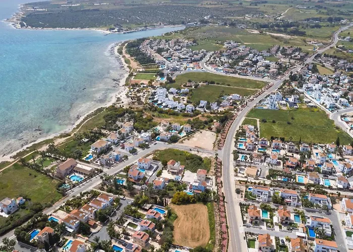 Thekla Oasis * アヤナパ